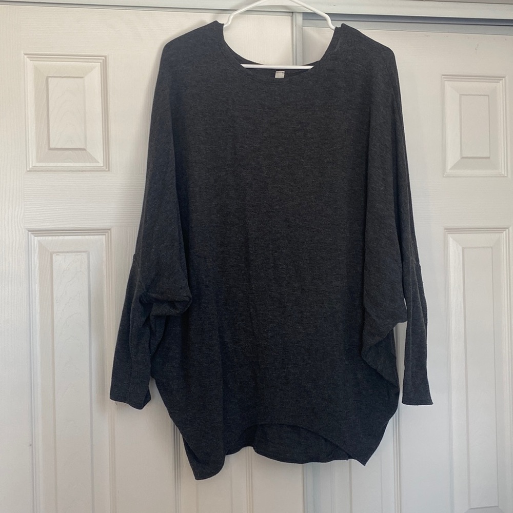 Heather gray long sleeve